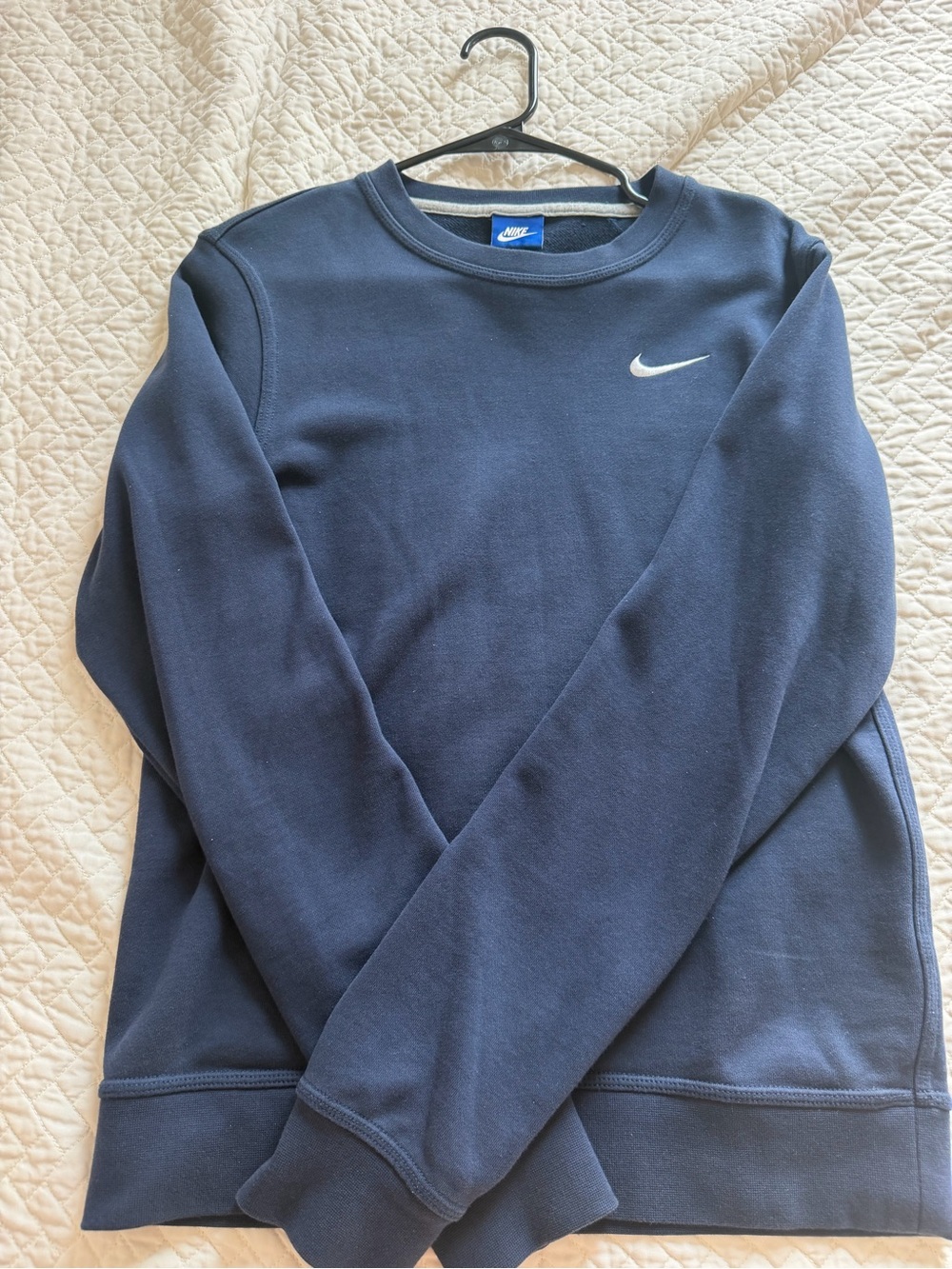 Nike Men’s Navy Fleece Crewneck Sweatshirt Small Embroidered Swoosh